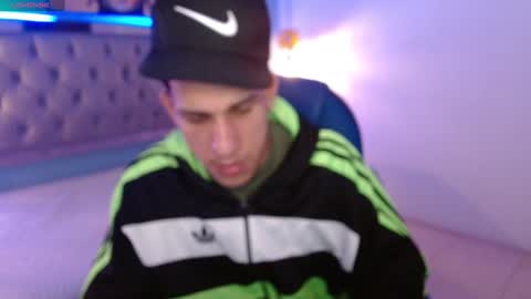 Jheider R. online show from January 12, 3:39 am