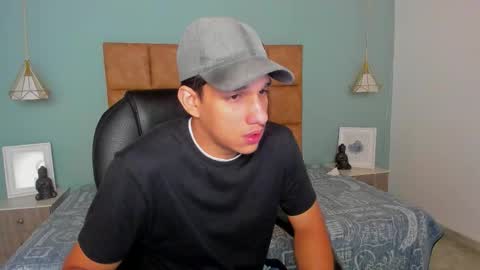 Jheider R. online show from September 22, 12:29 pm