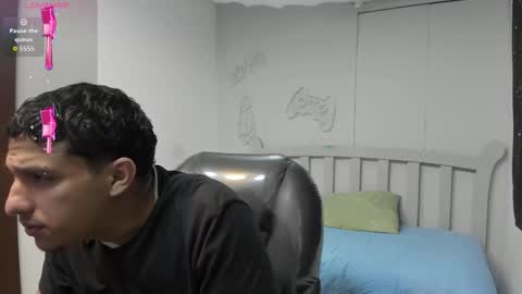 Jheider R. online show from December 15, 3:11 am