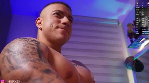 Snapshot of jherxx chatting on December 18, 4:07 am Herman Miller online show from December 18, 4:07 am