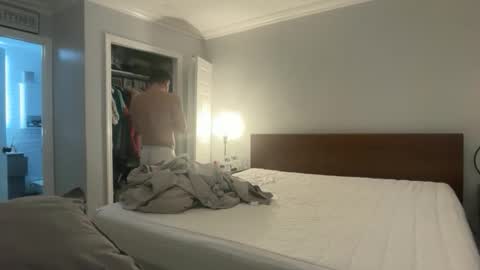 jhfromqueens online show from November 11, 2:33 am