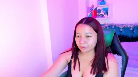 Jhiinny online show from December 9, 11:04 am