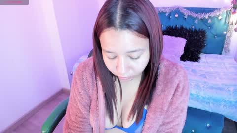Jhiinny online show from December 19, 2:56 am