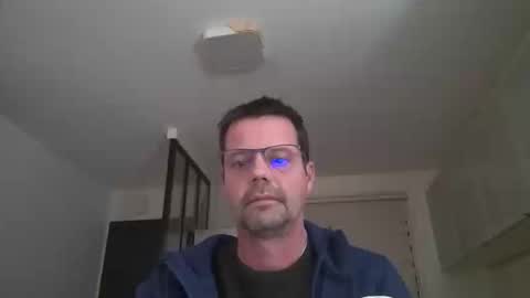 Snapshot of jhmec44000 chatting on March 17, 10:02 pm jhmec44000 online show from March 17, 10:02 pm