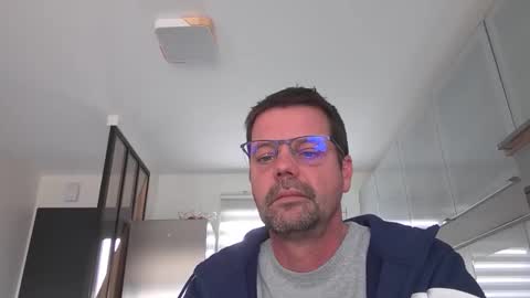 Snapshot of jhmec44000 chatting on March 27, 11:10 am jhmec44000 online show from March 27, 11:10 am