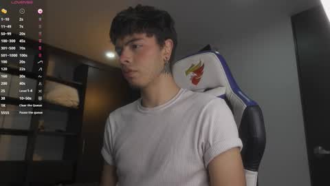 Snapshot of jhn_morghan chatting on October 18, 2:03 am Morghan online show from October 18, 2:03 am