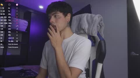 Snapshot of jhn_morghan chatting on October 30, 9:37 pm Morghan online show from October 30, 9:37 pm