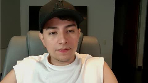 Jhoan Saenz online show from October 7, 5:59 am