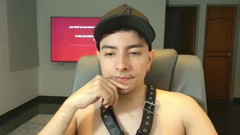 Jhoan Saenz online show from October 17, 3:31 am