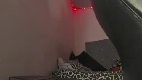 jhoanatrans22 online show from October 1, 2:23 pm