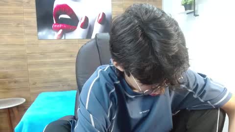 Jhoel online show from December 14, 12:43 pm