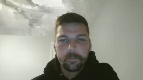 jholls online show from February 27, 2:42 am