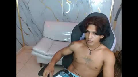 jhost online show from February 1, 1:59 am