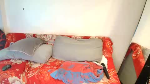 jhon_gade online show from November 2, 5:43 am