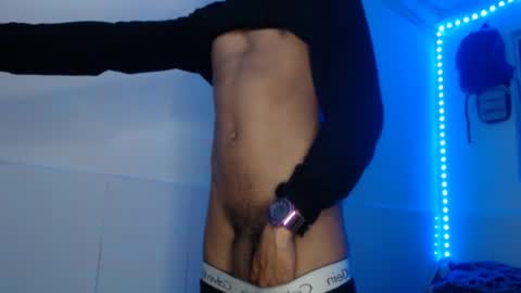 Snapshot of jhon_hot09 chatting on October 12, 5:50 am jhon_hot09 online show from October 12, 5:50 am