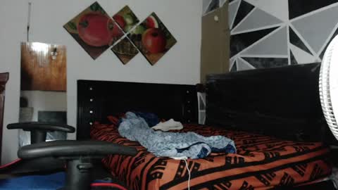 jhon tommy online show from April 1, 11:00 am