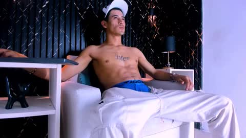 Jhon online show from March 29, 7:25 pm