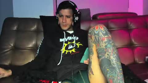 jhonny_ackerman online show from June 23, 6:11 am