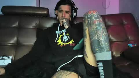 jhonny_ackerman online show from July 2, 8:09 am