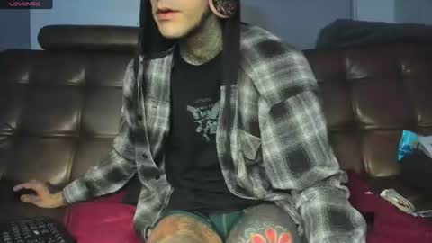 jhonny_ackerman online show from July 16, 9:37 am