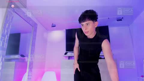 JHONNATHAN online show from September 13, 9:03 pm