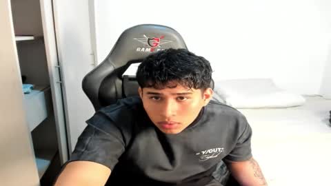 jhonny_dickm online show from September 22, 8:00 pm