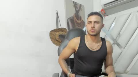 Snapshot of jhonny_flames7 chatting on January 19, 6:53 am jhonny online show from January 19, 6:53 am