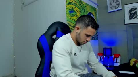 jhonny online show from November 29, 8:23 pm