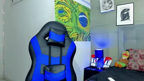 jhonny online show from December 1, 12:37 am