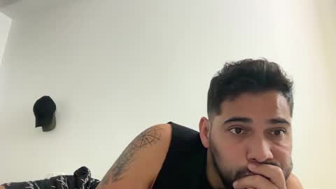 Snapshot of jhonny_jey chatting on August 1, 7:51 am jhonny_jey online show from August 1, 7:51 am