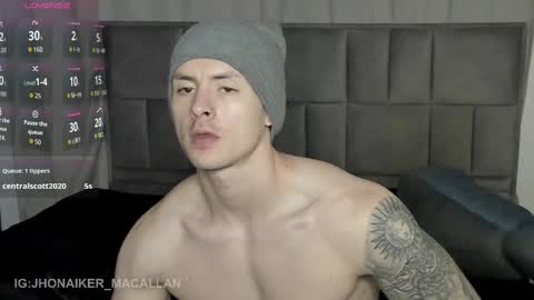 Jhonaiker online show from September 12, 1:28 am