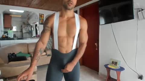 jh online show from February 25, 6:53 pm