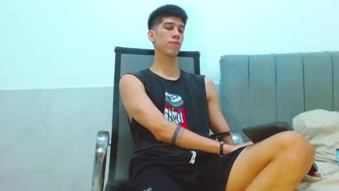 jhony_sex3 online show from May 7, 6:41 am