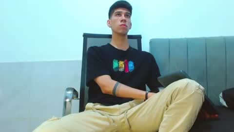 jhony_sex3 online show from July 11, 9:12 am