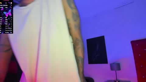 jhonymiller online show from October 1, 2:17 am