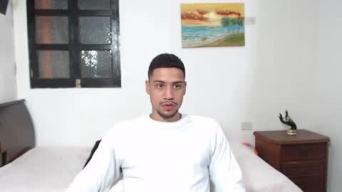 Snapshot of jhors__collens chatting on November 27, 12:46 am Jhors online show from November 27, 12:46 am