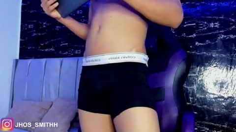 Jhostin online show from October 3, 4:20 am