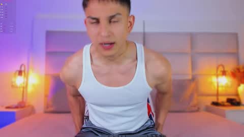 Jhosua Hunt online show from October 14, 2:01 am