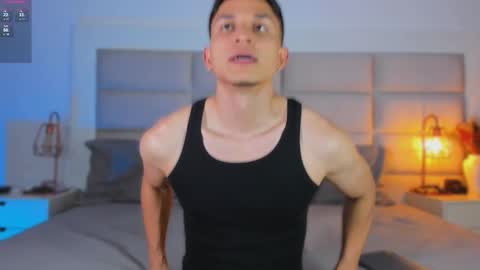 Jhosua Hunt online show from November 29, 4:04 am