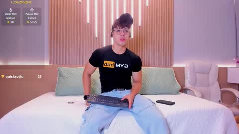 jhoumod_21 online show from October 17, 10:18 am