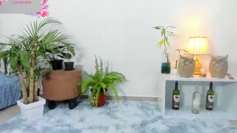 Snapshot of jhuan_cute chatting on February 24, 4:10 am Jhuan Nhez online show from February 24, 4:10 am