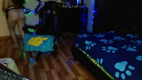 Jhulia online show from December 18, 10:24 pm