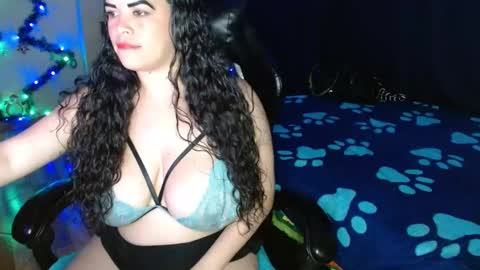 Jhulia online show from December 20, 11:26 pm