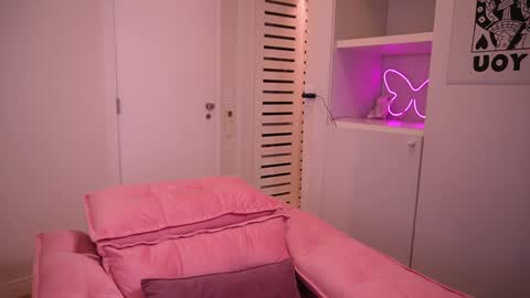 jhulysex online show from February 3, 10:04 pm