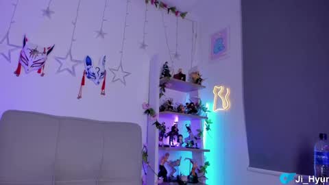 Ji  online show from September 24, 12:47 am