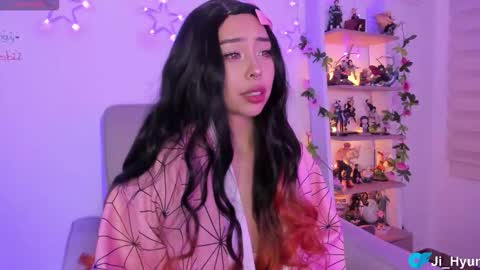 Ji  online show from November 26, 12:33 am