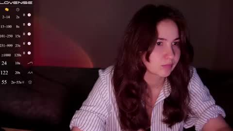 jia_lisaa online show from July 29, 7:50 am