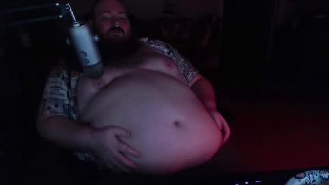 Snapshot of jigglemybelly chatting on March 25, 2:06 am JiggleMyBelly online show from March 25, 2:06 am