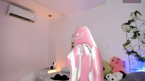 Jiggly online show from September 15, 1:16 am