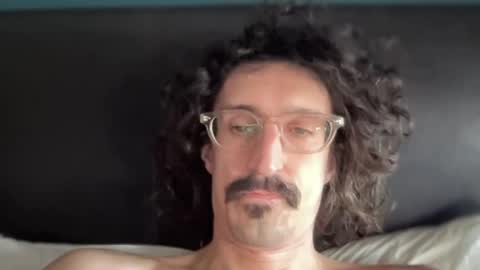 Snapshot of jiggz1986 chatting on April 23, 8:46 am Jigz1986 online show from April 23, 8:46 am